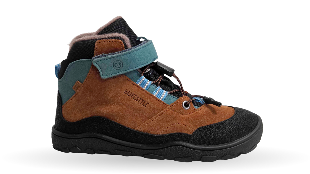 Gefütterter halbhoher Barfußschuh für Kinder mit Schnellverschluss, Klettverschluss und profilierter Sohle, Seitenansicht außen