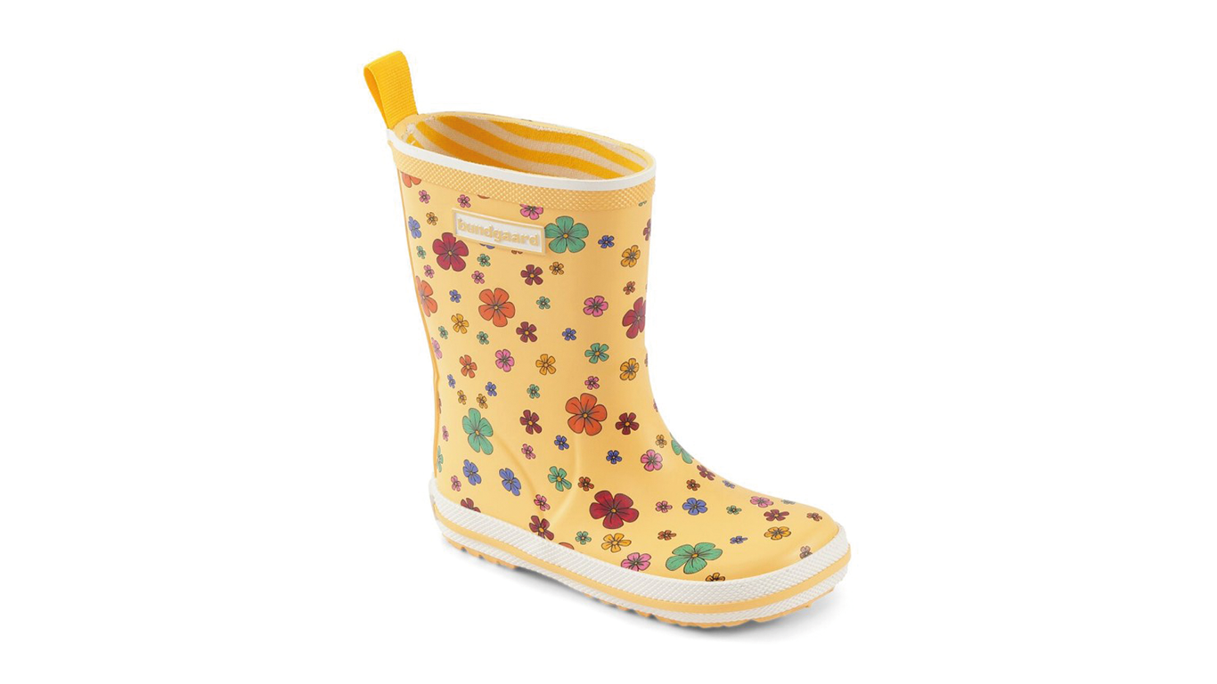 Gummistiefel für Kinder, hoher Schaft, geschlossene Zehen und geschlossener Fersenbereich, profilierte Sohle, Einzelschuh, schräge Vorderansicht