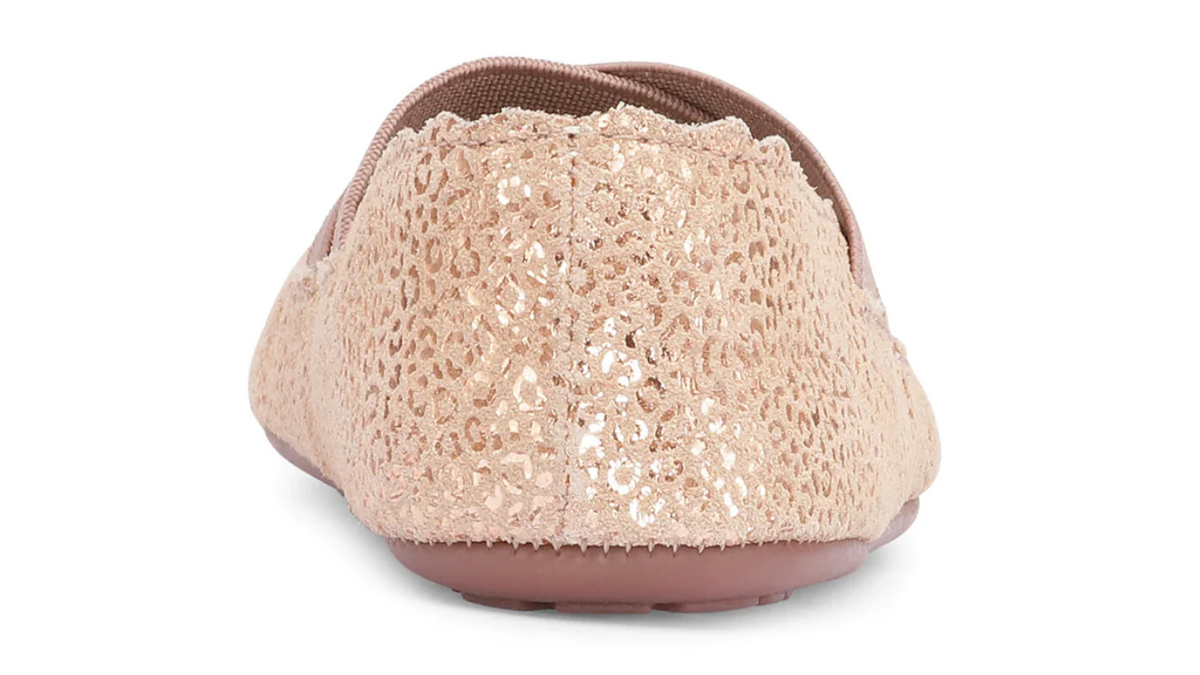 Barfußschuh mit elastischen Riemen über dem Spann, breite Zehenbox, flexible Sohle, geschlossener Fersenbereich, Rückansicht