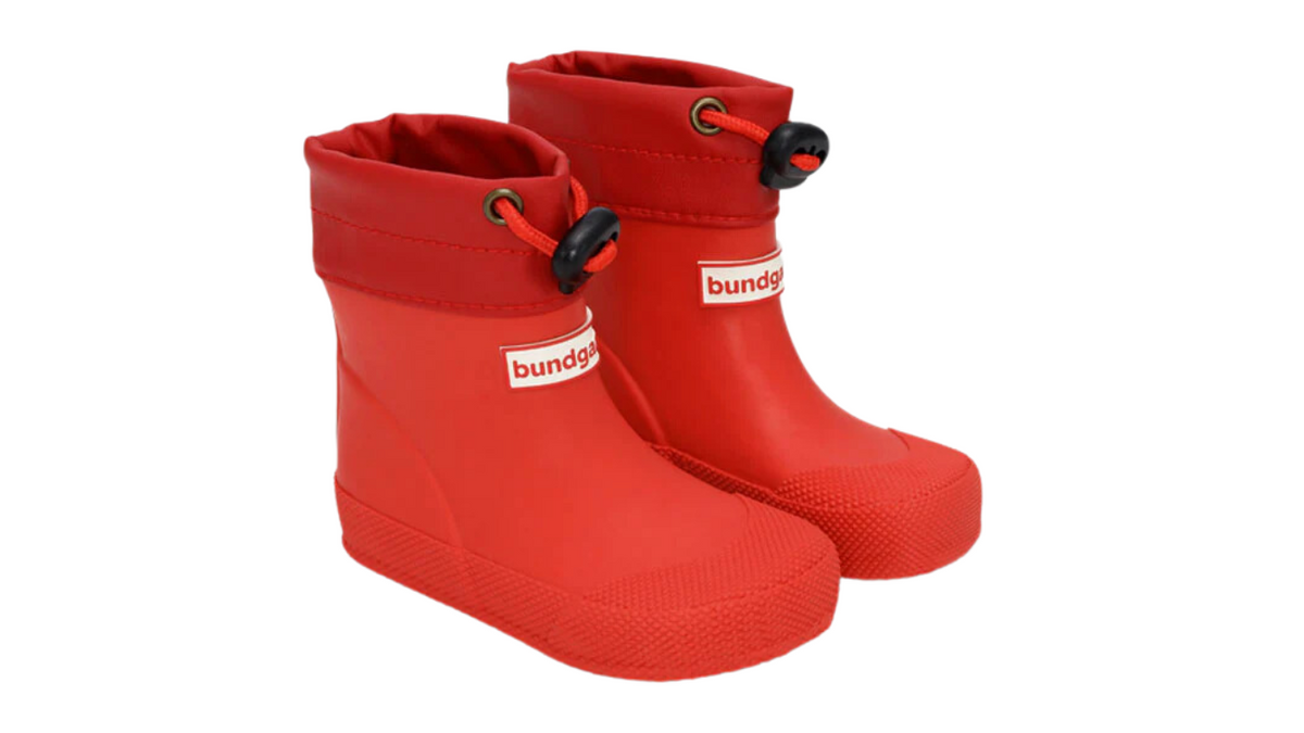 Gummistiefel für Kinder als Paar, hoher Schaft mit Tunnelzug, geschlossene Zehen und geschlossener Fersenbereich, profilierte Sohle, Paar, schräge Vorderansicht