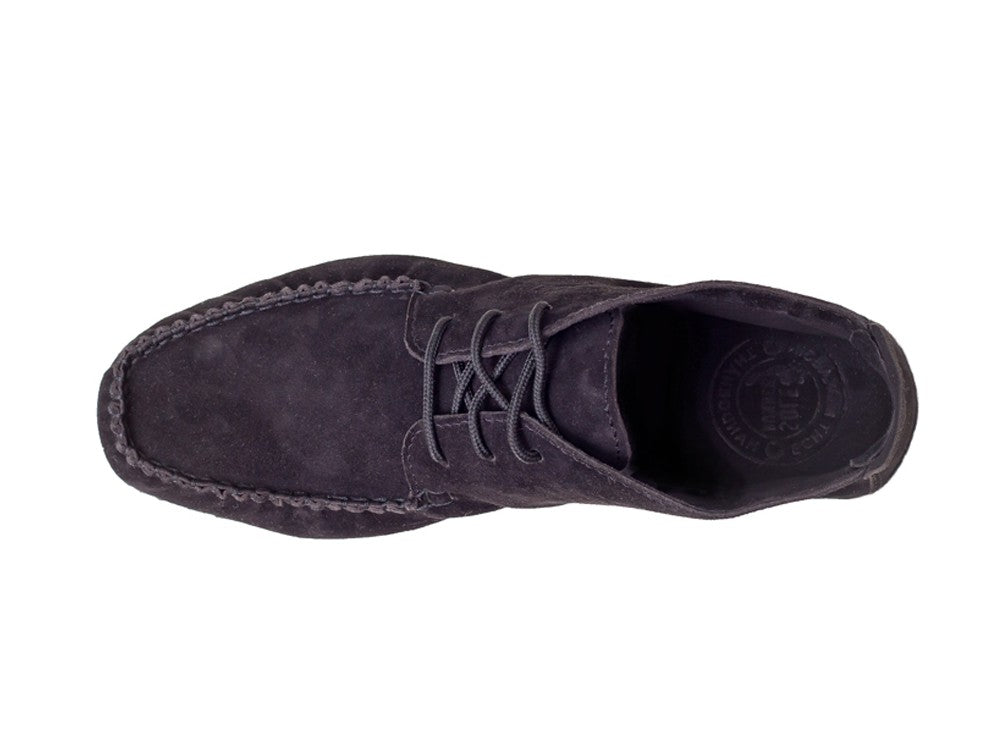 Barfußschuh, geschlossene Zehen und geschlossener Fersenbereich, Schnürsenkel, flexible Sohle, einzelner Schuh, Draufsicht
