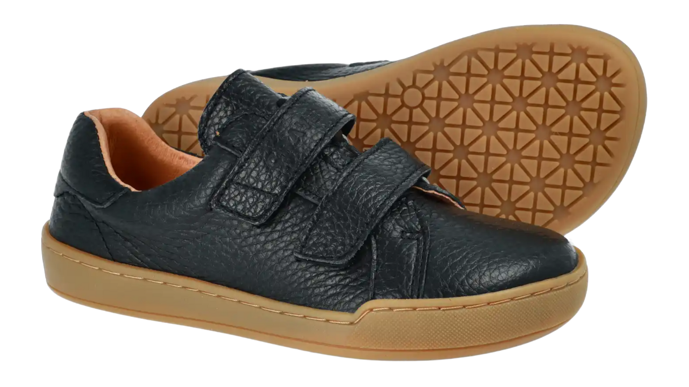 Alltagsbarfußschuh für Kinder mit dünner Sohle und flachem Profil, Ansicht von unten