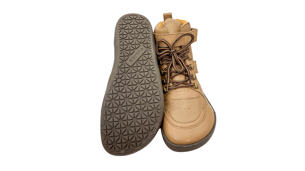 Kinder Barfußschuhe als Paar mit flacher Sohle und Profil, Ansicht von unten