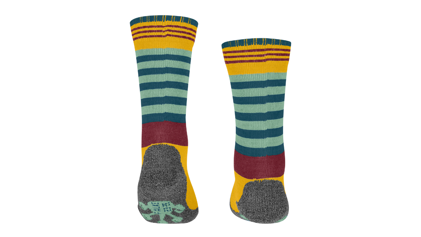 Kindersocken als Paar mit hohem Schaft und Streifenmuster, Rückansicht.