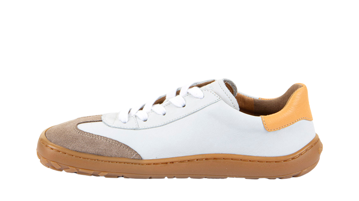 Barfußschuh, geschlossene Zehen und geschlossener Fersenbereich, Schnürung, flexible Sohle, Einzelschuh, Seitenansicht innen