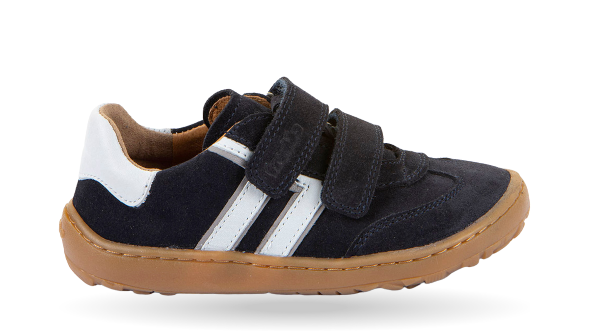 Barfußschuh für Kinder, geschlossene Zehen und geschlossener Fersenbereich, zwei Klettverschlüsse, flexible Sohle, Einzelschuh, Seitenansicht außen