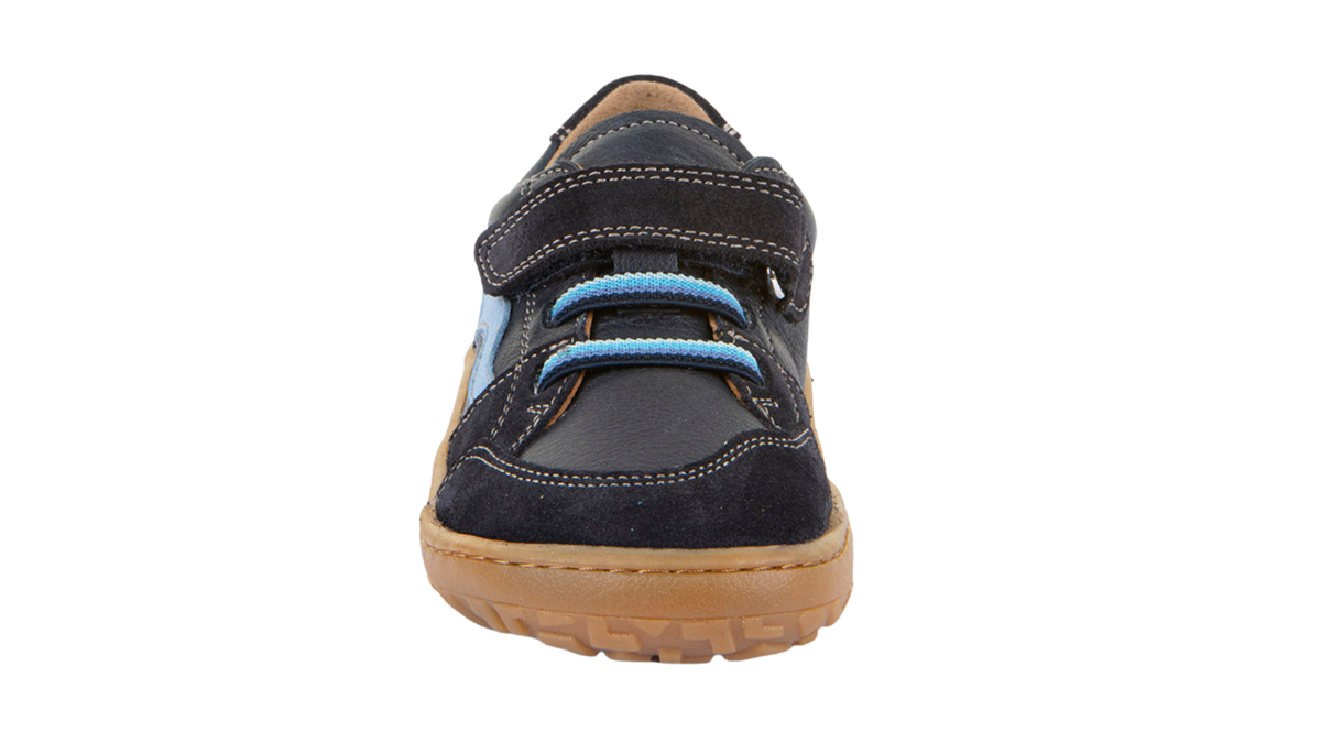 Barfußschuh für Kinder, geschlossene Zehen und geschlossener Fersenbereich, Klettverschluss und elastische Riemen, flexible Sohle, Einzelschuh, Vorderansicht