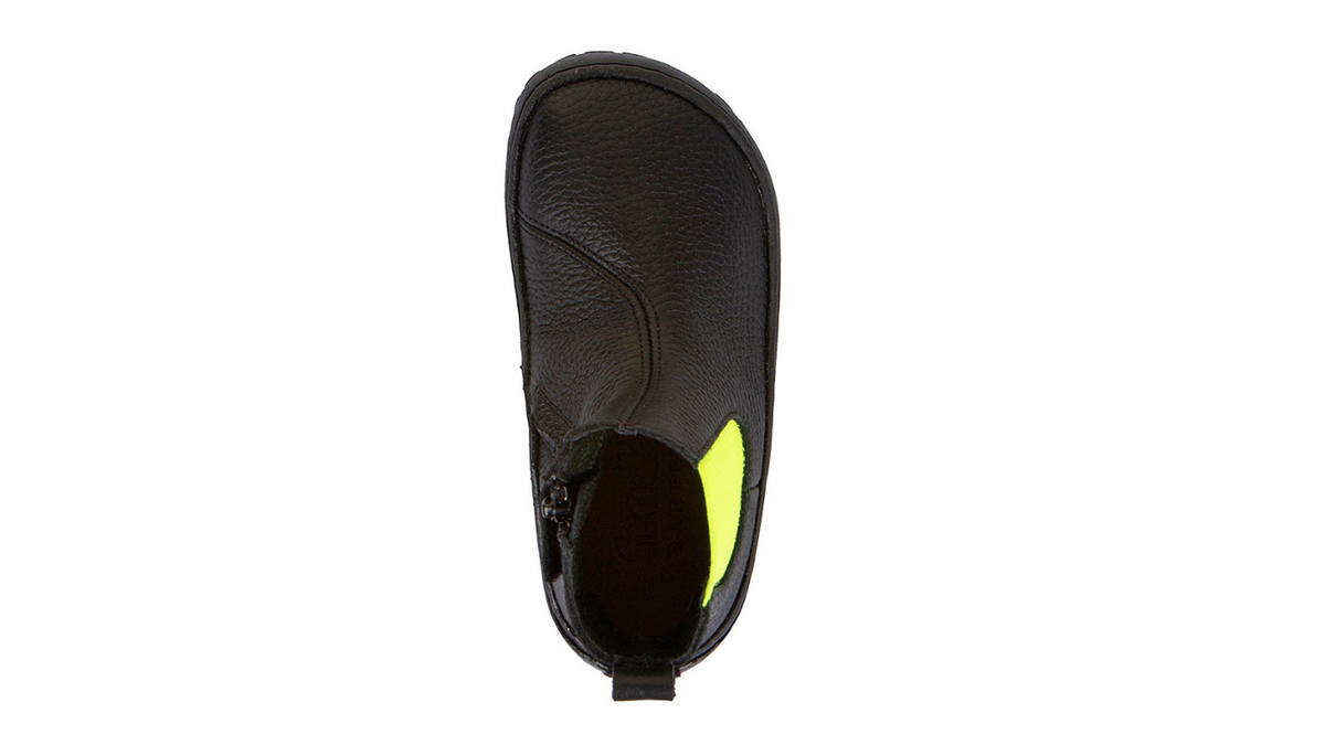 Froddo Chelys in Black Yellow aus der Vogelperspektive mit klarer Zehenfreiheit, symmetrischem Schnitt und elastischem Einstieg