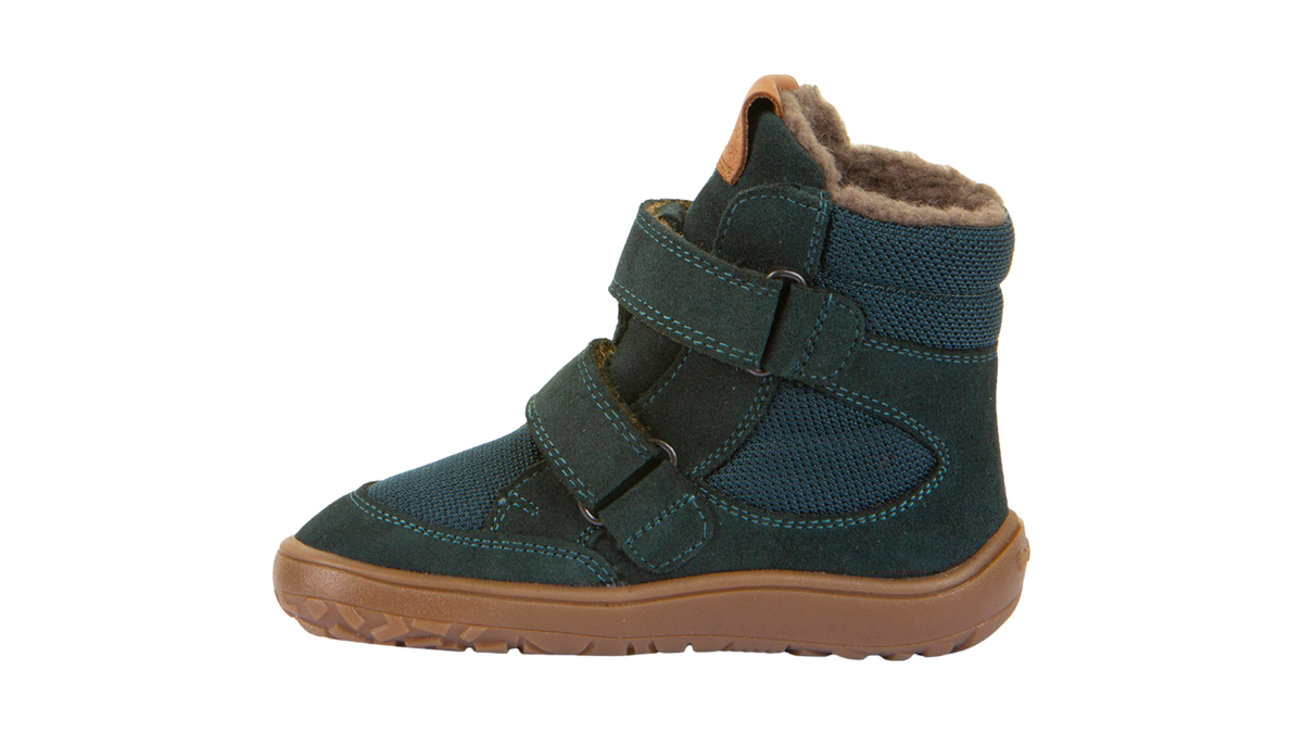 Gefütterter Kinder-Barfußschuh mit breiter Zehenbox, zwei Klettverschlüssen und Zehenschutz, Seitenansicht innen