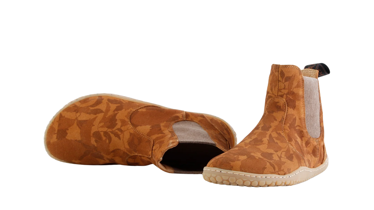 Paar Chelsea-Barfußschuhe für Erwachsene mit elastischem Seiteneinsatz und flacher Sohle, Ansicht von oben und schräge Vorderansicht