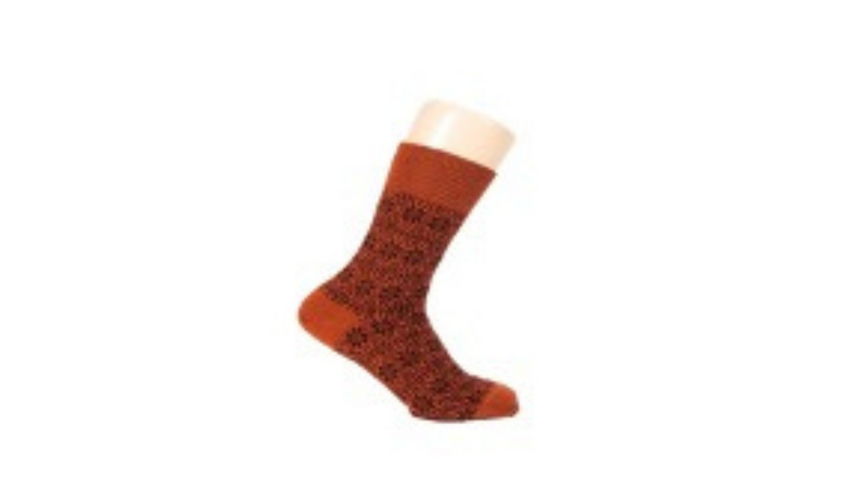 Socken ohne separate Zehen, wadenhoher Schaft, elastischer Bund, gemustertes Schaftteil, verstärkter Fersen- und Zehenbereich, Seitenansicht