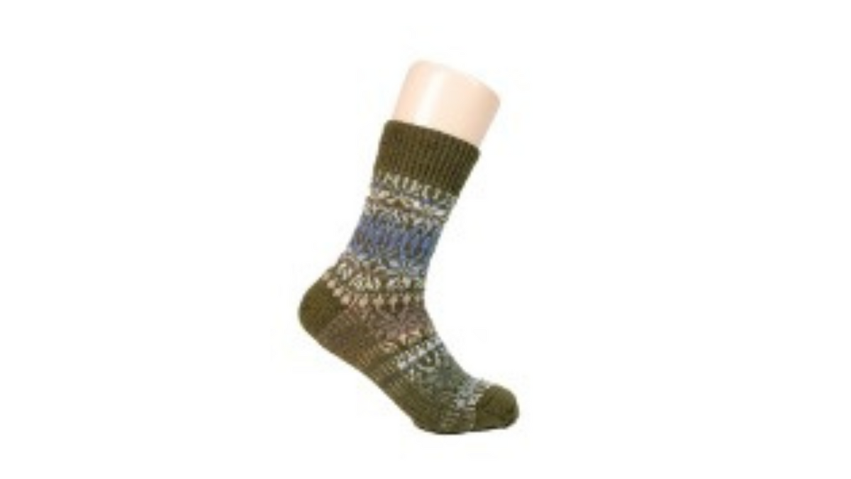 Socken ohne separate Zehen, wadenhoher Schaft, elastischer Bund, gemustertes Schaftteil, getragen am Fuß, Seitenansicht außen