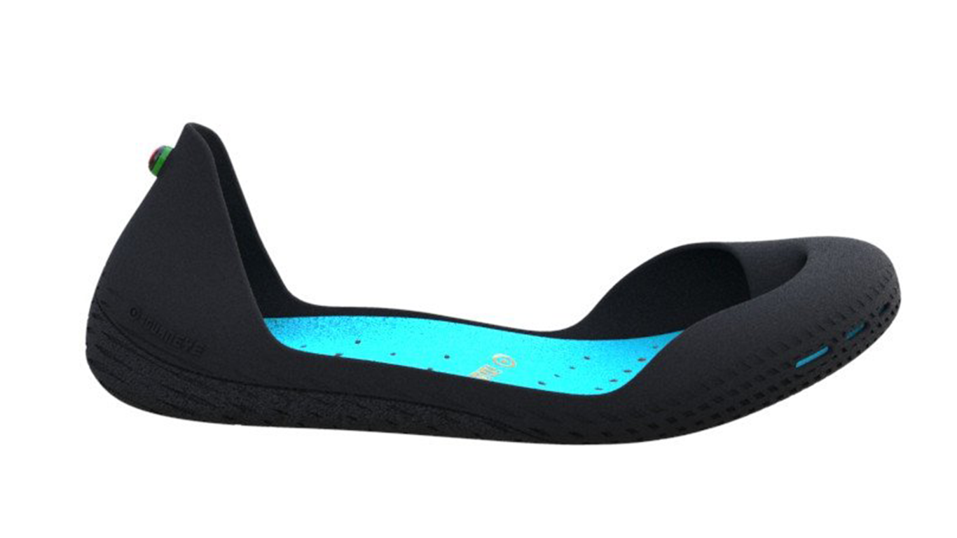 Barfußschuh mit geschlossener Zehenbox und geschlossenem Fersenbereich, einteiliges Design ohne Verschluss, flexible Sohle, Seitenansicht außen
