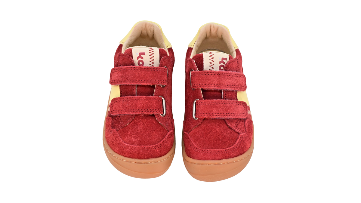 Barfußschuh für Kinder, geschlossene Zehenpartie, geschlossener Fersenbereich, zwei Klettverschlüsse, seitliche Streifen, Ziernähte im Seitenbereich, flache Sohle, Draufsicht als Paar