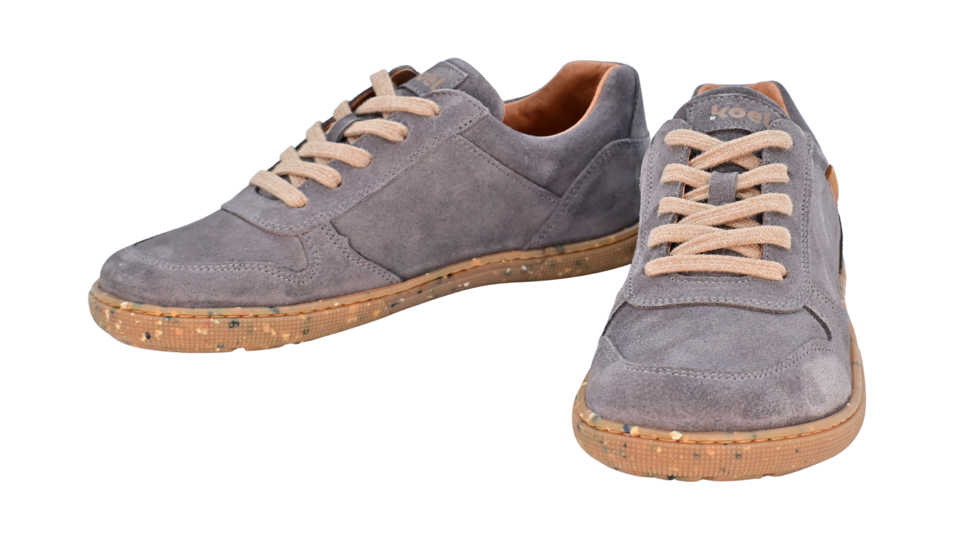 Barfußschuh für Erwachsene, geschlossene Zehenpartie, geschlossener Fersenbereich, Schnürung, Ziernähte im Seitenbereich, flache Sohle, Vorder- und Seitenansicht als Paar