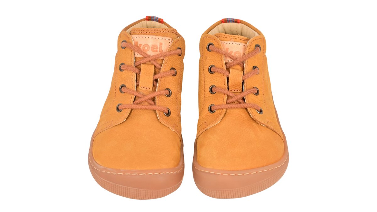 Barfußschuh für Kinder, knöchelhoch, geschlossene Zehen und geschlossener Fersenbereich, Schnürung mit Ösen, flexible Sohle, Draufsicht als Paar