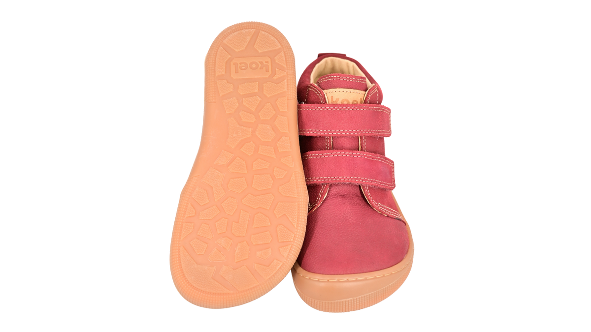 Barfußschuh für Kinder mit zwei Klettverschlüssen als Paar, Draufsicht und Ansicht von unten
