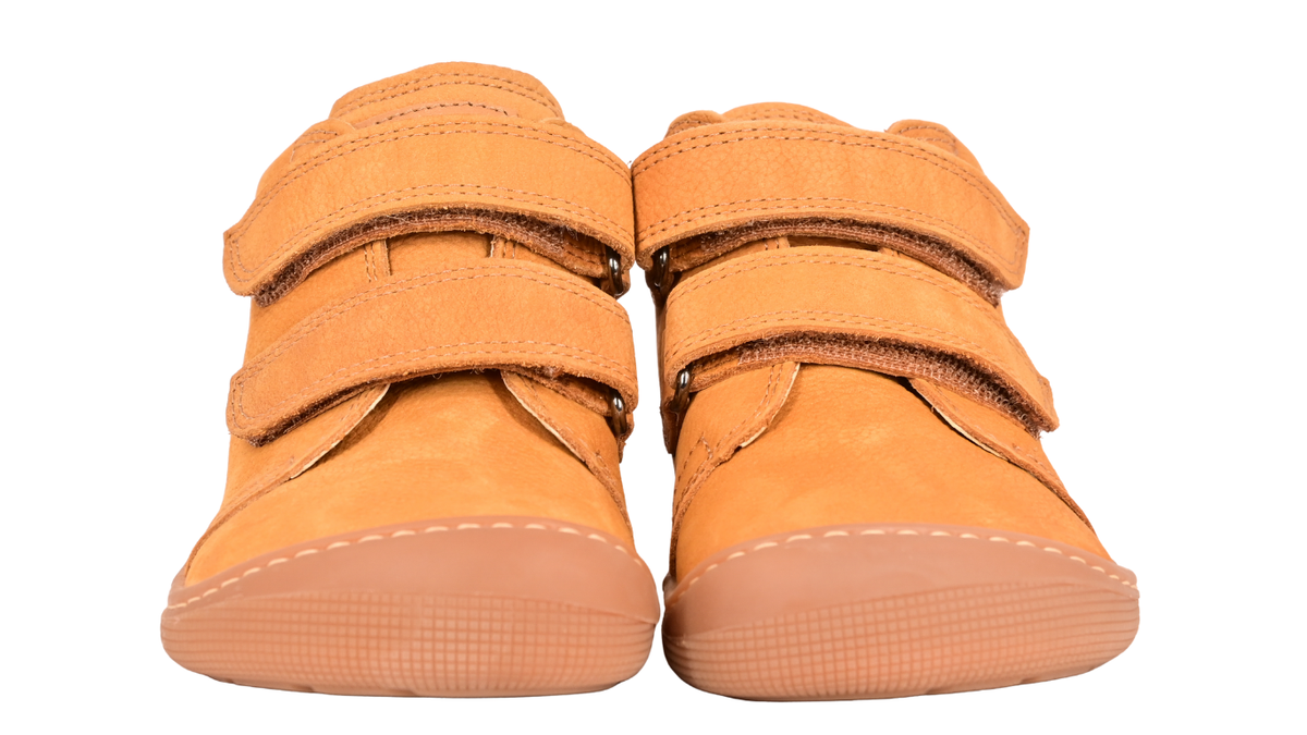 Barfußschuh für Kinder mit zwei Klettverschlüssen als Paar, Vorderansicht