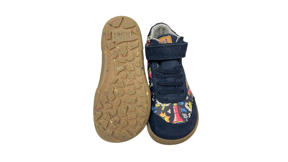 Barfußschuh für Kinder mit Klettverschluss als Paar, Draufsicht und Ansicht von unten