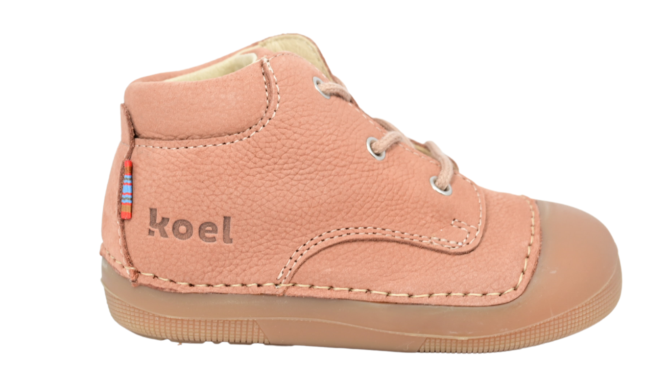 Barfußschuh für Kinder mit Schnürung, breiter Zehenbox und geschlossenem Fersenbereich, Seitenansicht außen