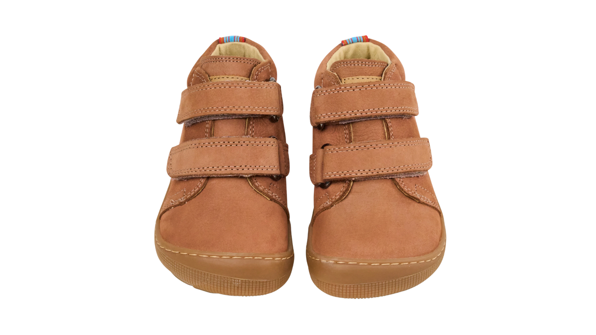 Barfußschuh für Kinder, knöchelhoch, geschlossene Zehen und geschlossener Fersenbereich, Doppelklettverschluss, flexible Sohle, Draufsicht als Paar