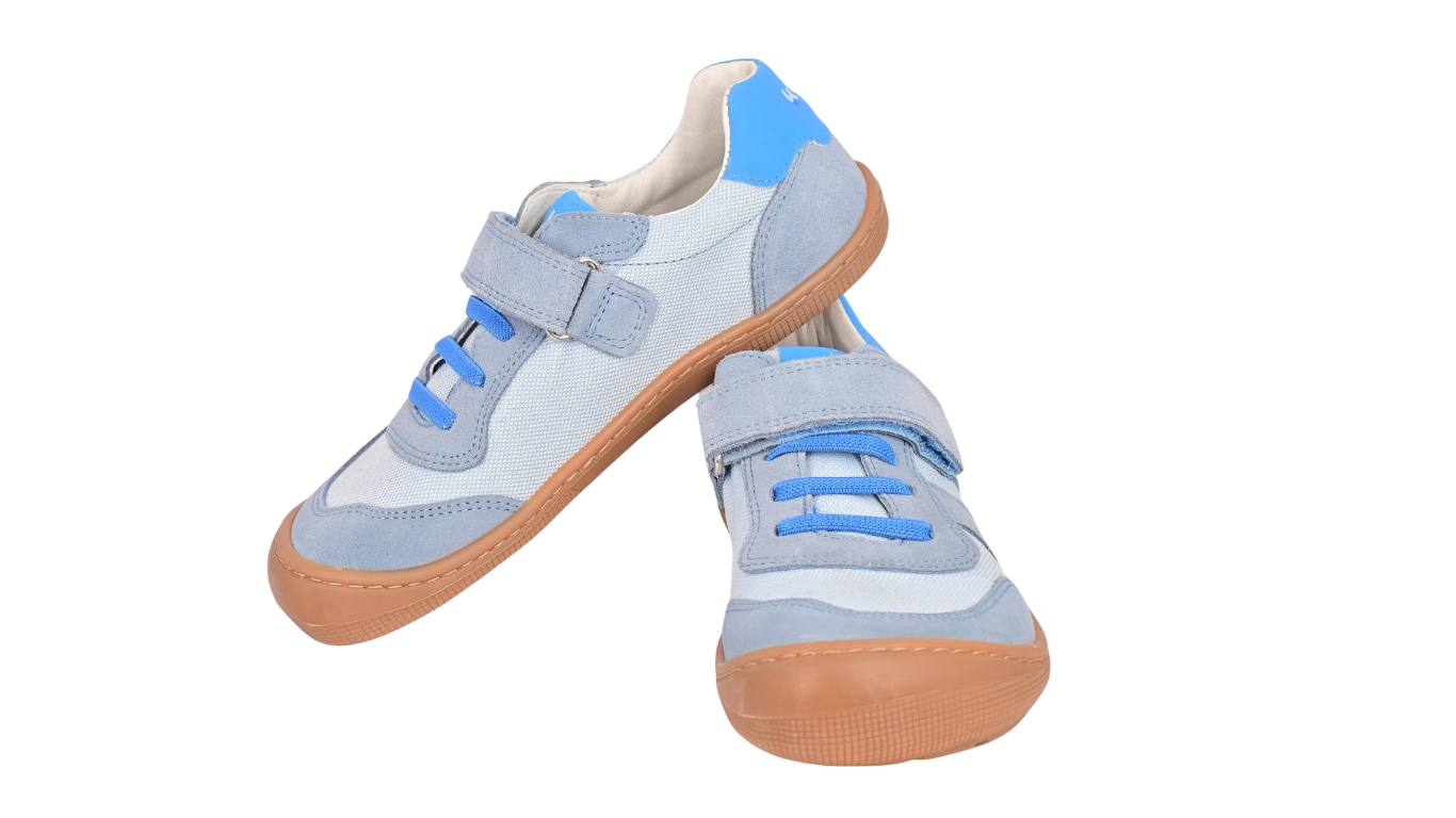 Barfußschuh für Kinder mit geschlossenem Fersenbereich als Paar, Vorder- und Seitenansicht