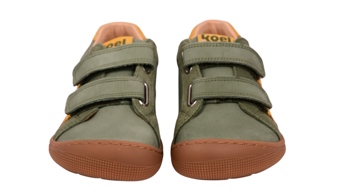 Barfußschuh für Kinder, geschlossene Zehen und geschlossener Fersenbereich, Doppelklettverschluss, flexible Sohle, Vorderansicht als Paar