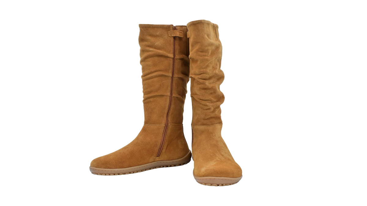 Paar Stiefel für Damen mit hohem Schaft, Reißverschluss und flacher Sohle, Seitenansicht innen und  Vorderansicht