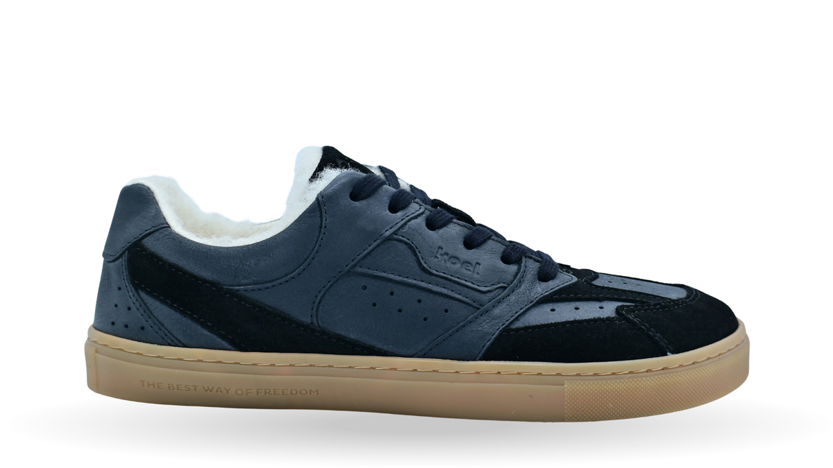 Gefütterte Barfuß-Sneaker für Damen mit Schnürung, Seitenansicht außen und schräge Vorderansicht