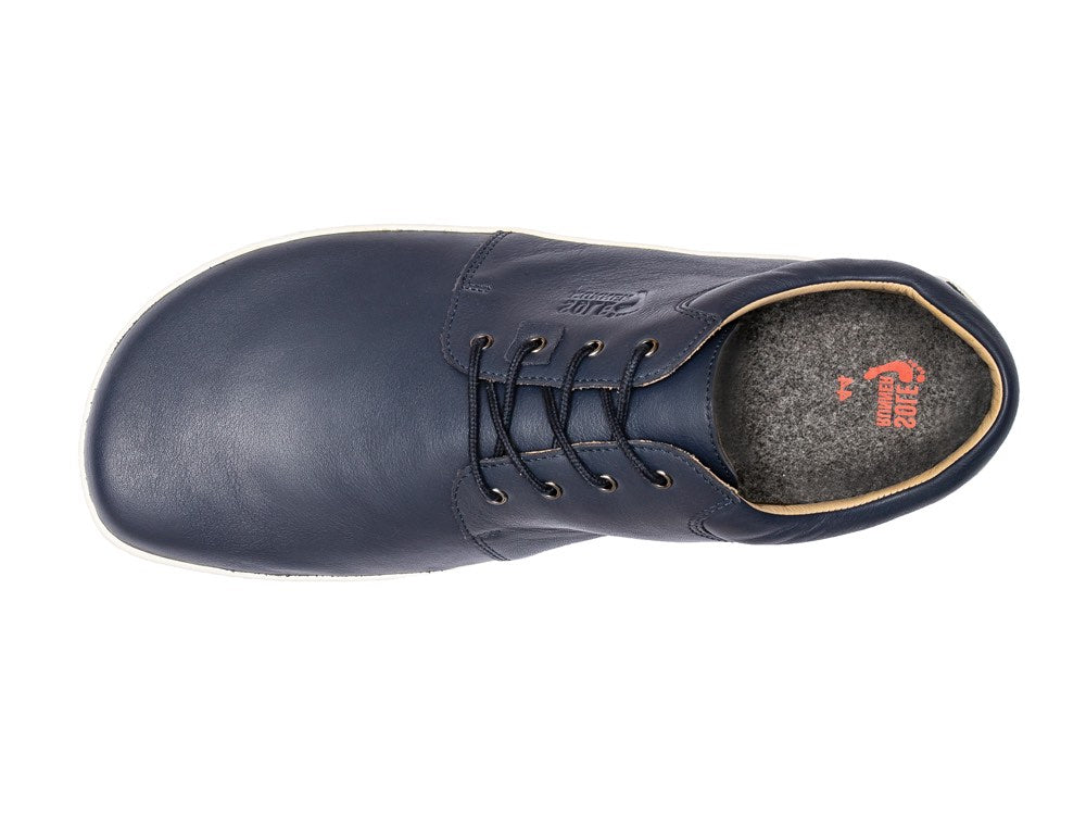 Barfußschuh, geschlossene Zehen und geschlossener Fersenbereich, Schnürsenkel, flexible Sohle, einzelner Schuh, Draufsicht