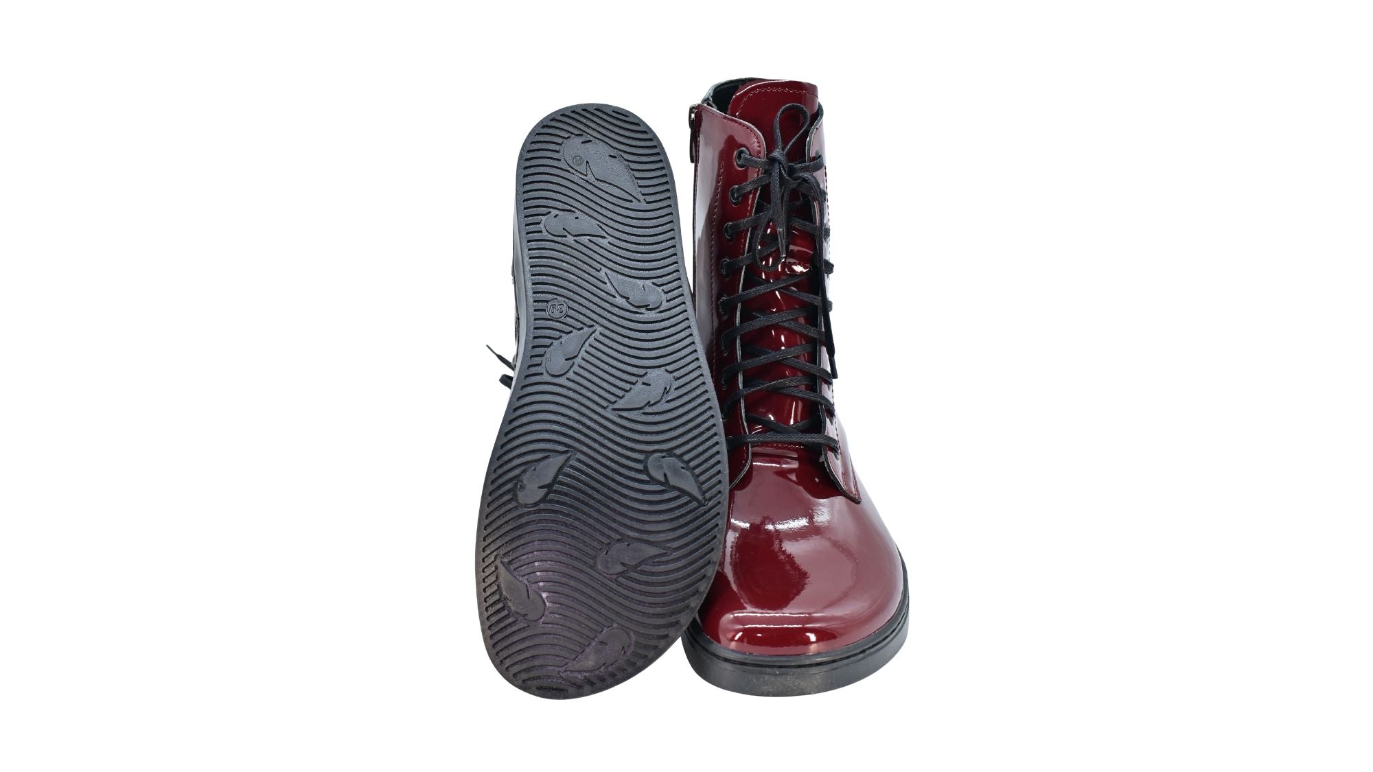 Barfußstiefel für Erwachsene, geschlossene Zehenpartie, geschlossener Fersenbereich, Schnürung, mittelhoher Schaft, flache Sohle, Ansicht von unten und Vorderansicht als Paar