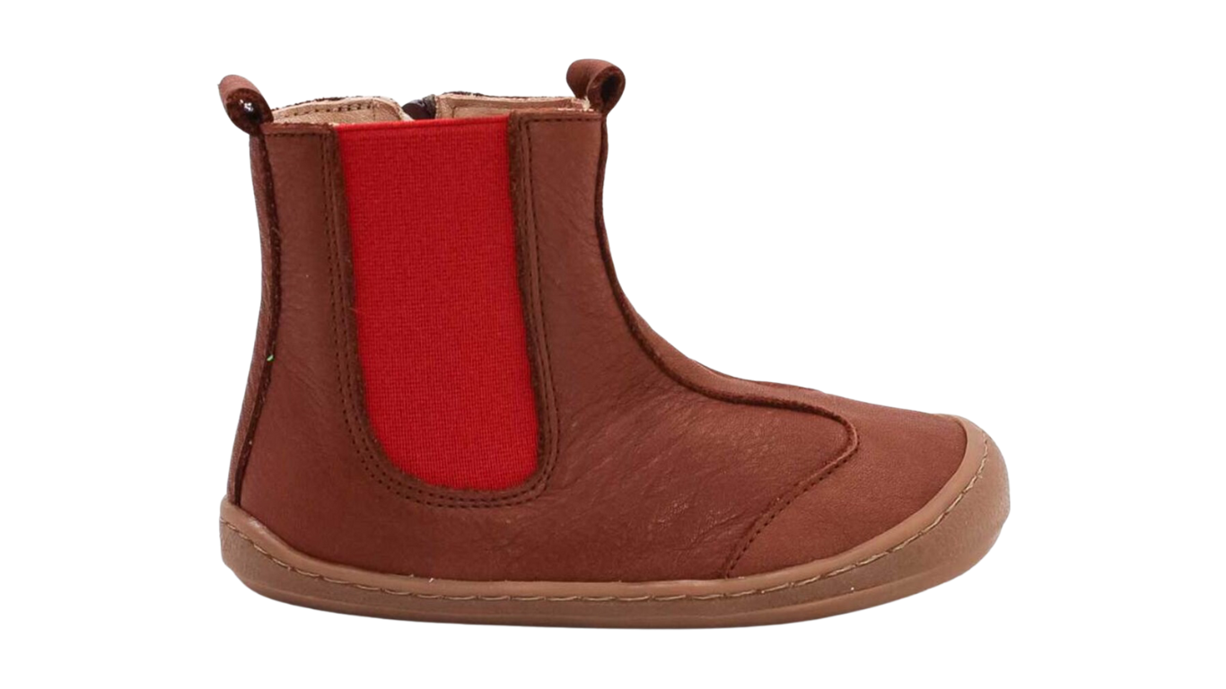 Kinder Barfußstiefel mit breiter Zehenbox, flexibler Sohle, elastischem Einsatz und Zuglasche, geschlossene Zehen und geschlossener Fersenbereich, Seitenansicht außen