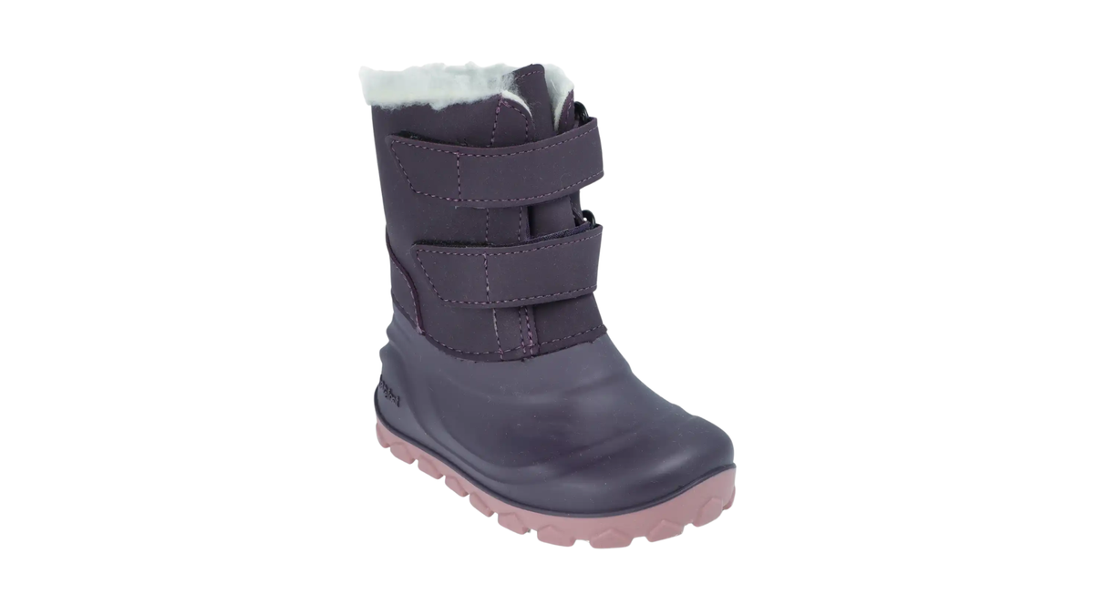 Kinder-Barfußwinterstiefel mit zwei Klettverschlüssen, hohem Schaft und geschlossenen Zehen, schräge Vorderansicht