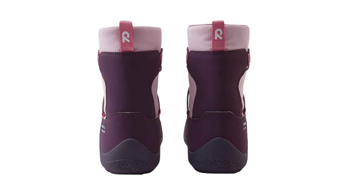 Paar Kinder-Barfußwinterstiefel mit geschlossenem Fersenbereich und Zuglasche, Rückansicht