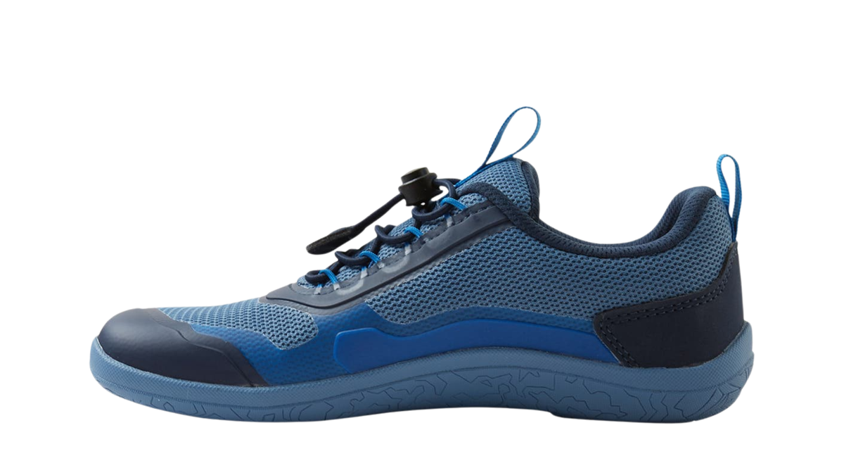 Wasserdichter Barfußschuh für Kinder mit Schnellschnürung, breiter Zehenbox und flexibler Sohle, Seitenansicht innen