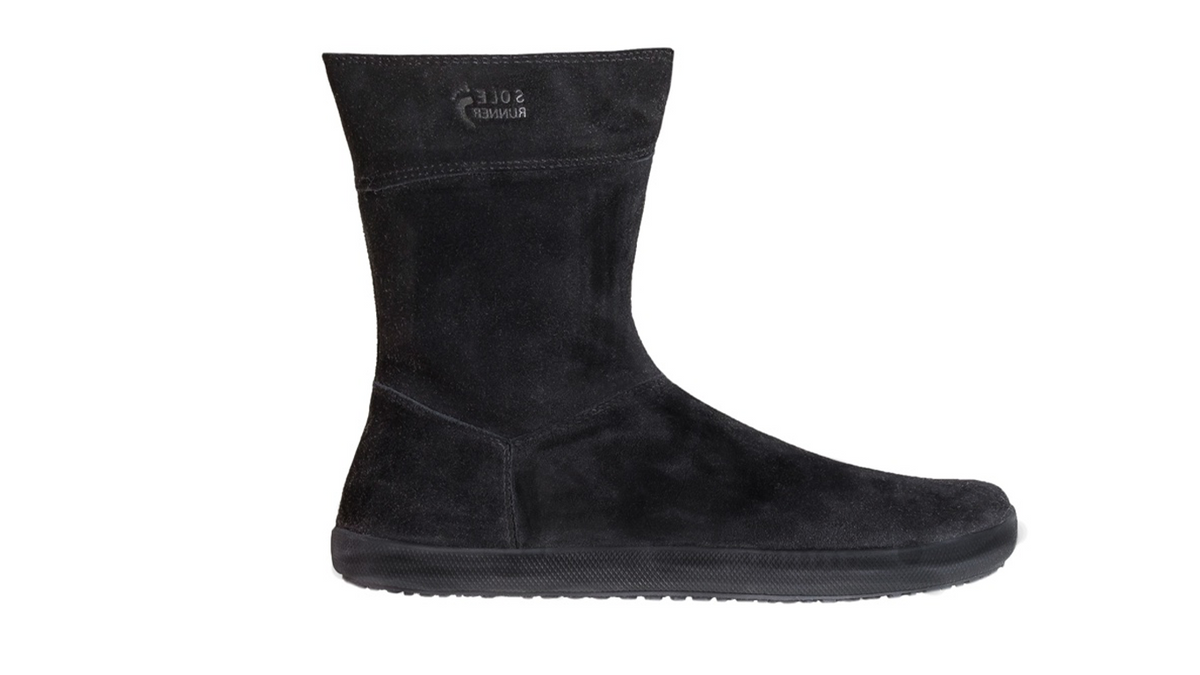 Barfußwinterstiefel, geschlossene Zehen und geschlossener Fersenbereich, ohne Verschluss, flexible Sohle, einzelner Schuh, Seitenansicht außen