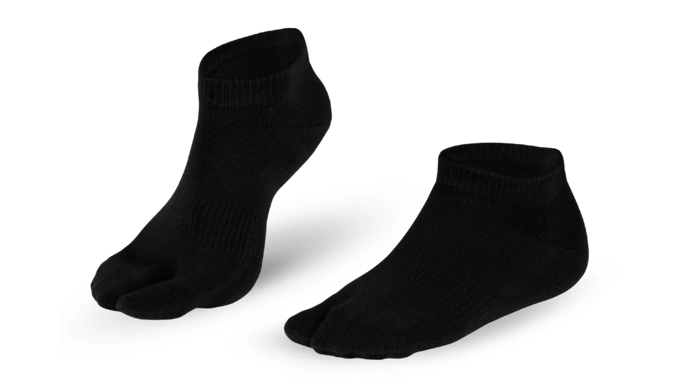 Zehensocken, separate Zehen, knöchelhoher Schaft, elastischer Bund, Paaransicht, schräge Vorderansicht