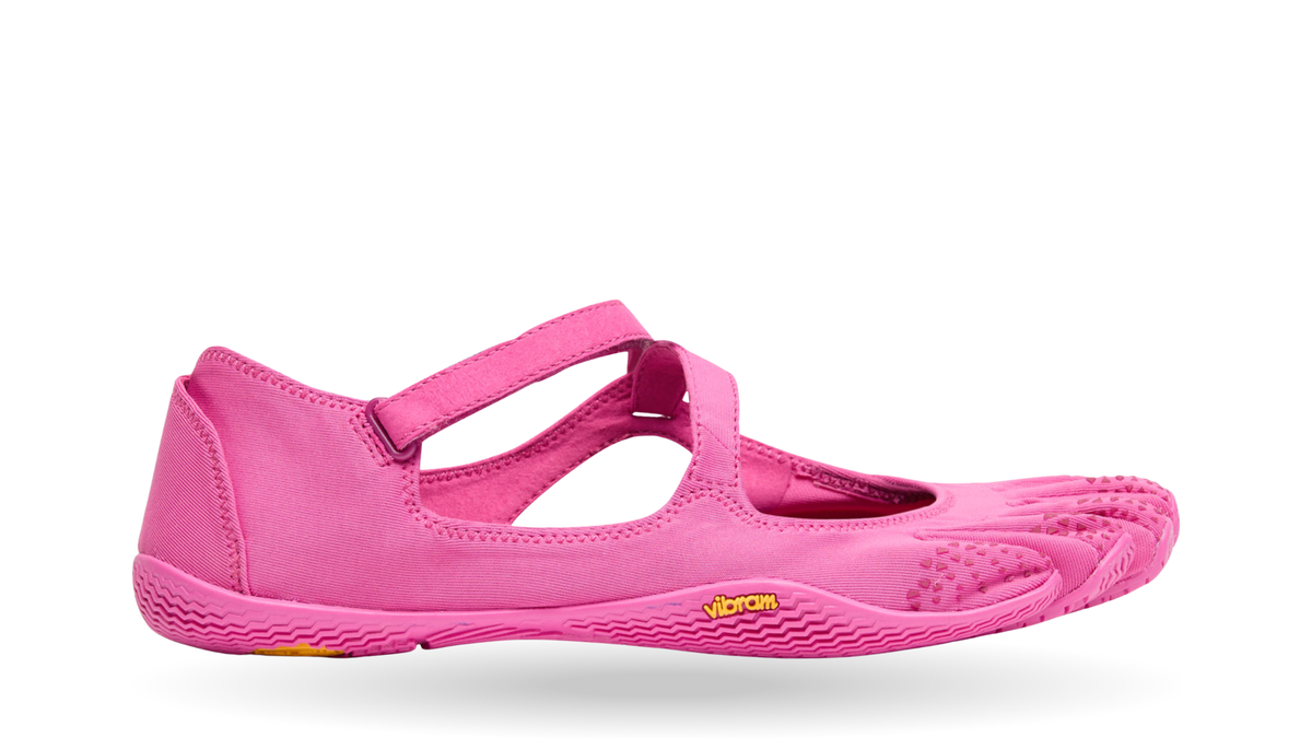 Zehenschuh mit separaten Zehenfächern, Riemenverschluss, seitlichen Ausschnitten und geschlossener Ferse, Einzelschuh, Seitenansicht außen