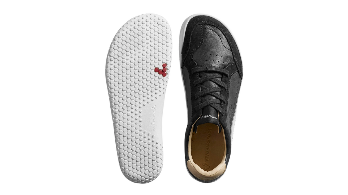 Barfußschuh mit Schnürung, breite Zehenbox, flexible Sohle, geschlossener Fersenbereich, Ansicht von unten und Draufsicht