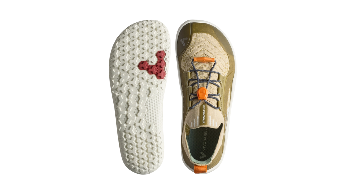 Barfußschuh für Kinder, geschlossene Zehen und geschlossener Fersenbereich, Schnürung mit Schnellverschluss, profilierte Sohle, Ansicht von unten und Draufsicht, Paar