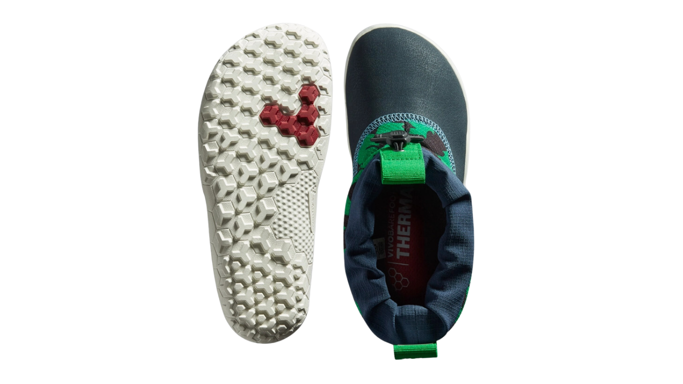 Barfußwinterstiefel für Kinder ohne Verschluss mit breiter Zehenbox und geschlossenem Schaft, Draufsicht und Ansicht von unten als Paar