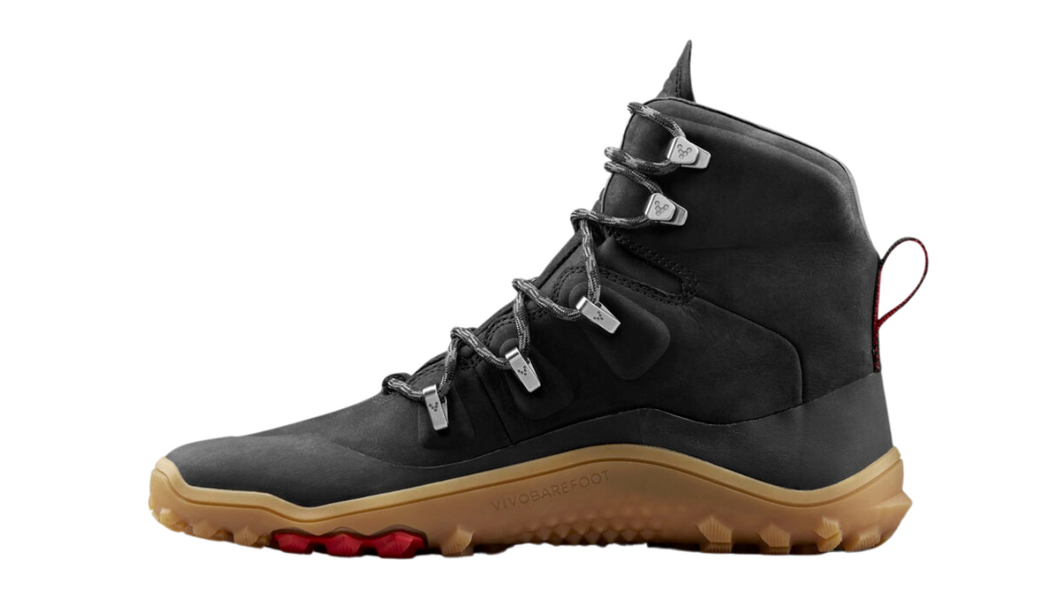 Barfußstiefel mit Schnürung, breite Zehenbox, flexible Sohle, hoher geschlossener Schaft, geschlossener Fersenbereich, Seitenansicht innen, einzelner Schuh