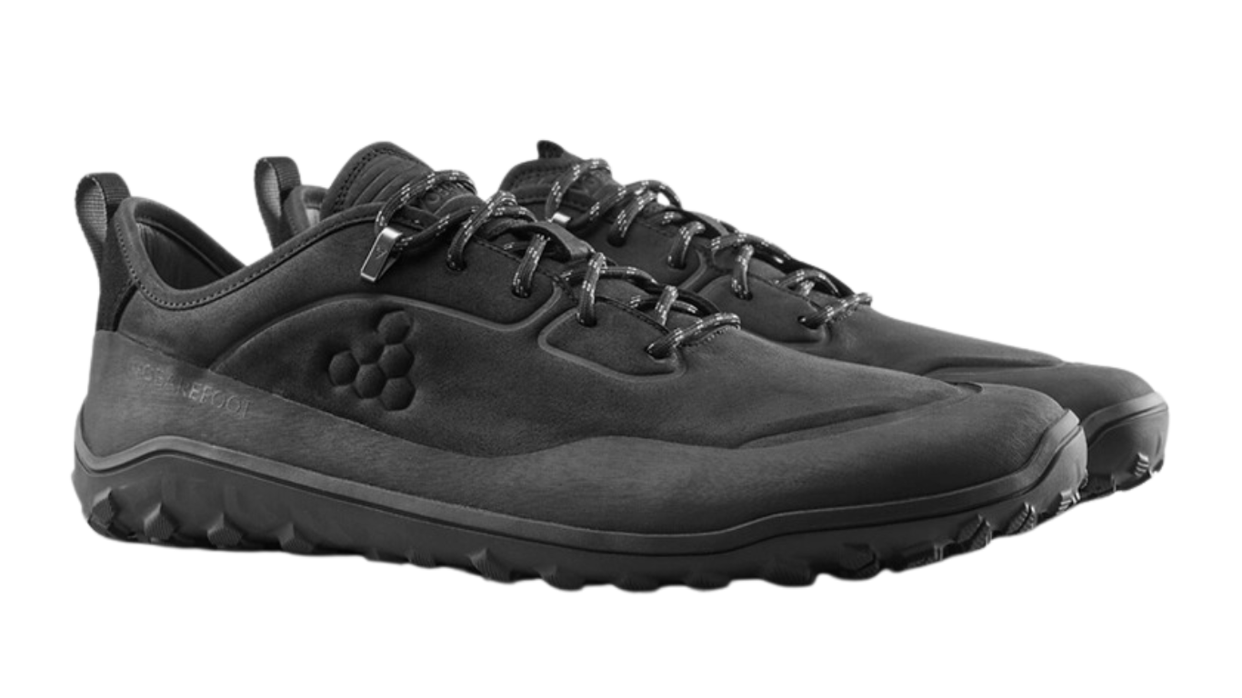 Barfußschuh, geschlossene Zehen und geschlossener Fersenbereich, Schnürung mit Ösen, profilierte Sohle, schräge Vorderansicht als Paar
