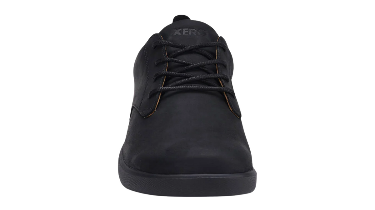 Barfußschuh, geschlossene Zehen und geschlossener Fersenbereich, Schnürung, flexible Sohle, Einzelschuh, Vorderansicht