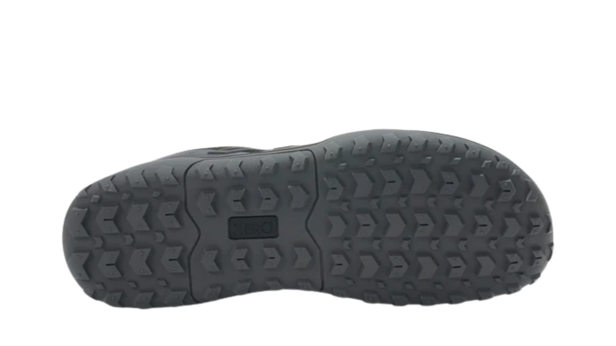 Barfußschuh als Einzelschuh, geschlossene Zehen und geschlossener Fersenbereich, Schnürung, profilierte Sohle, Ansicht von unten