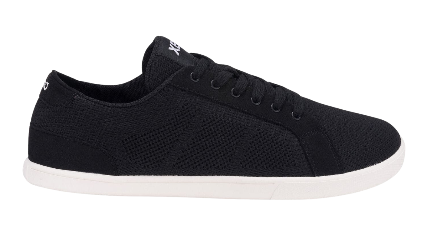 Barfußschuh mit Schnürung, breite Zehenbox, flexible Sohle, geschlossener Fersenbereich, Seitenansicht außen, einzelner Schuh