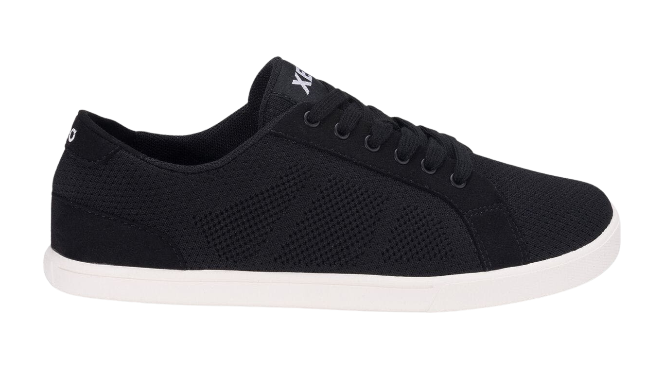 Barfußschuh mit Schnürung, breite Zehenbox, flexible Sohle, geschlossener Fersenbereich, Seitenansicht außen, einzelner Schuh