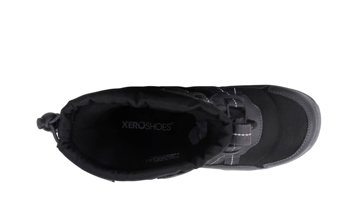 Barfußwinterstiefel als Einzelschuh, geschlossene Zehen und geschlossener Fersenbereich, Schnürung mit Kordelzug, profilierte Sohle, Draufsicht