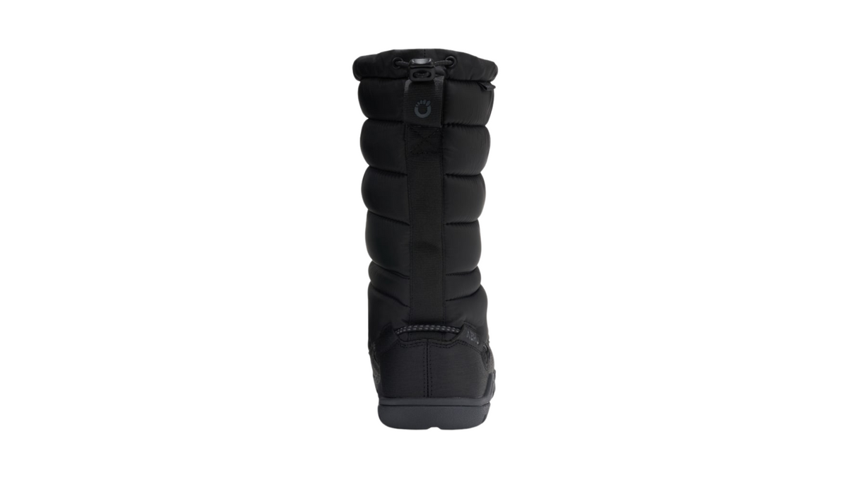 Barfußwinterstiefel als Einzelschuh, geschlossene Zehen und geschlossener Fersenbereich, Kordelzug am Schaft, profilierte Sohle, Rückansicht