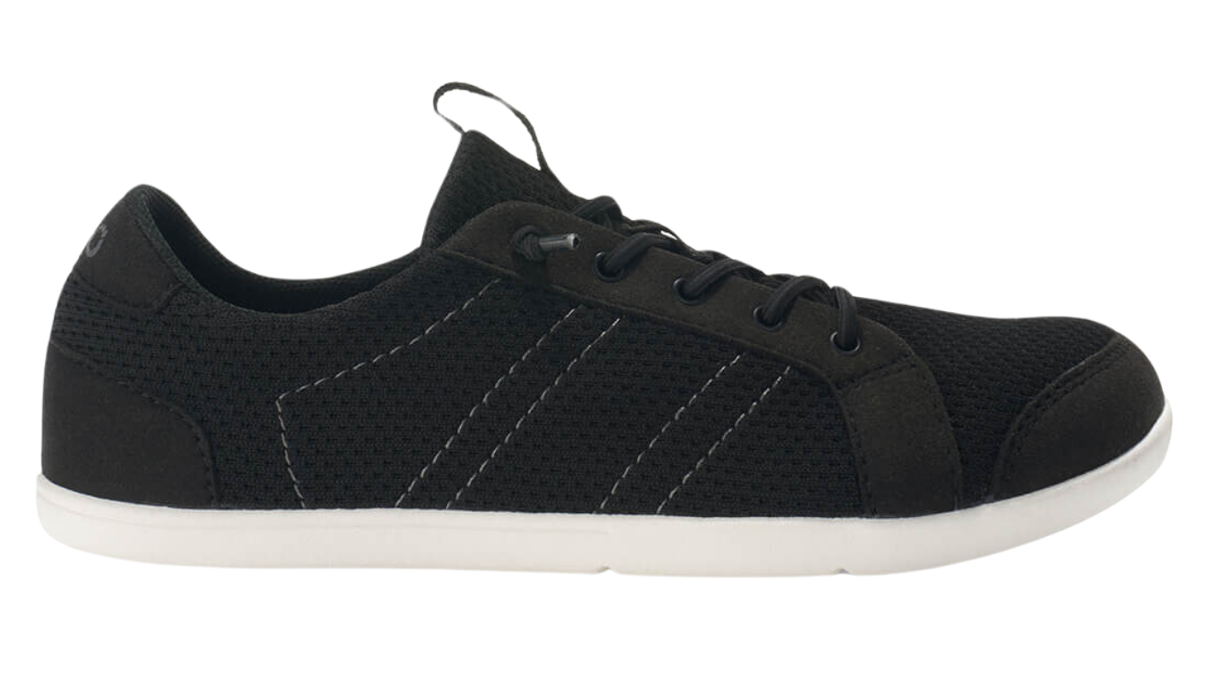 Barfußschuh mit Schnürung, breite Zehenbox, flexible Sohle, geschlossener Fersenbereich, Seitenansicht außen, einzelner Schuh